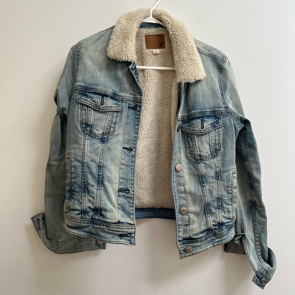 American Eagle Sherpa Denim Jacket S